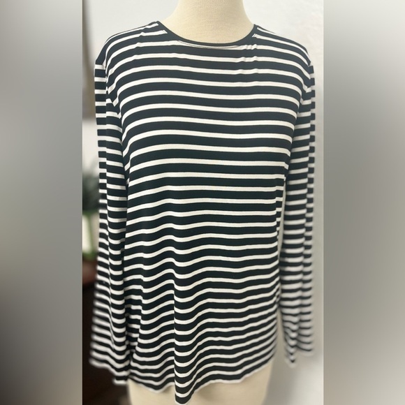 Chico’s The Ultimate Tee Black and White Striped Women's Top - Picture 1 of 3